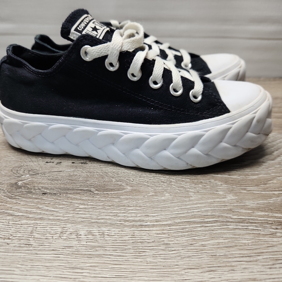 WOMENS CONVERSE CHUCK TAYLOR LIFT CABLE OX PLATFORM SIZE 6.5 568894C - Picture 2 of 10